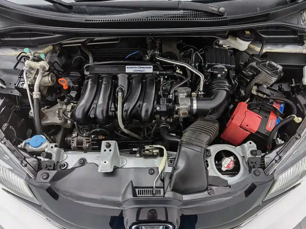 Honda Fit — миниатюра 6