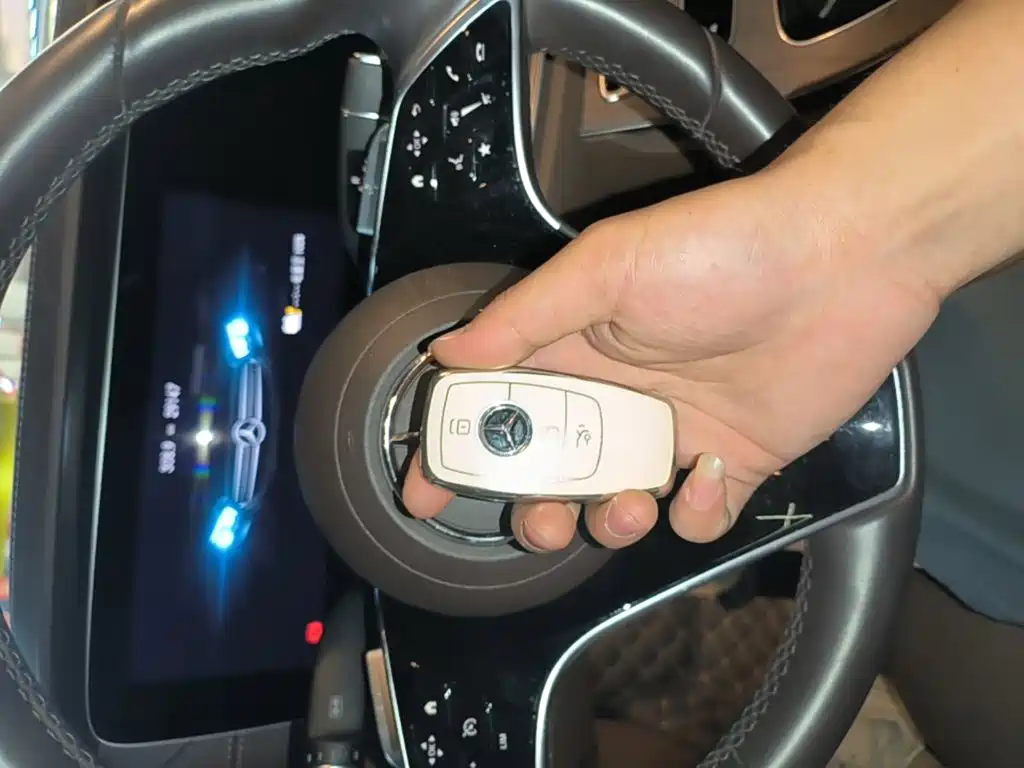 Mercedes-Benz E-Class New Energy — миниатюра 9