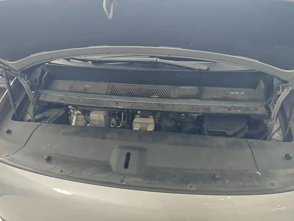 Li Auto Li MEGA — миниатюра 20