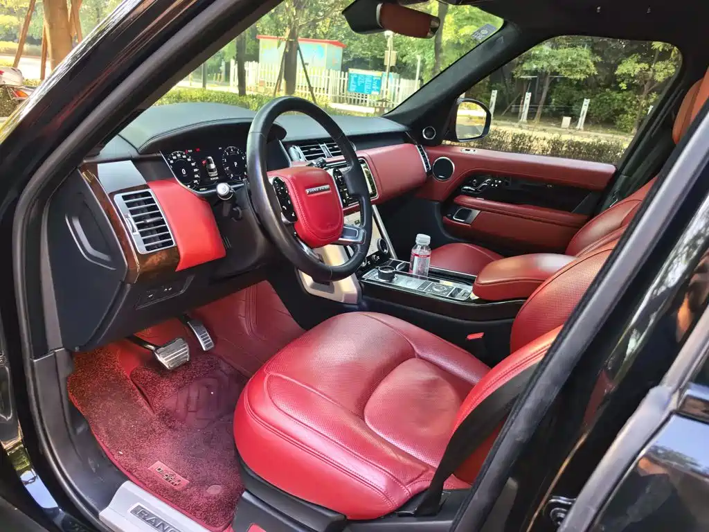 Land Rover Range Rover — миниатюра 7