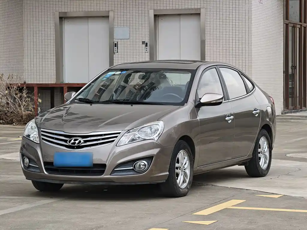 Hyundai Elantra 2015