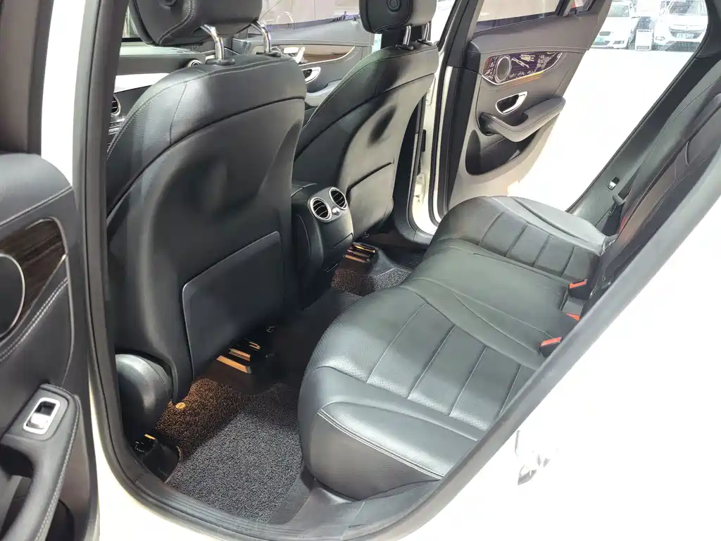 Mercedes-Benz GLC — миниатюра 6