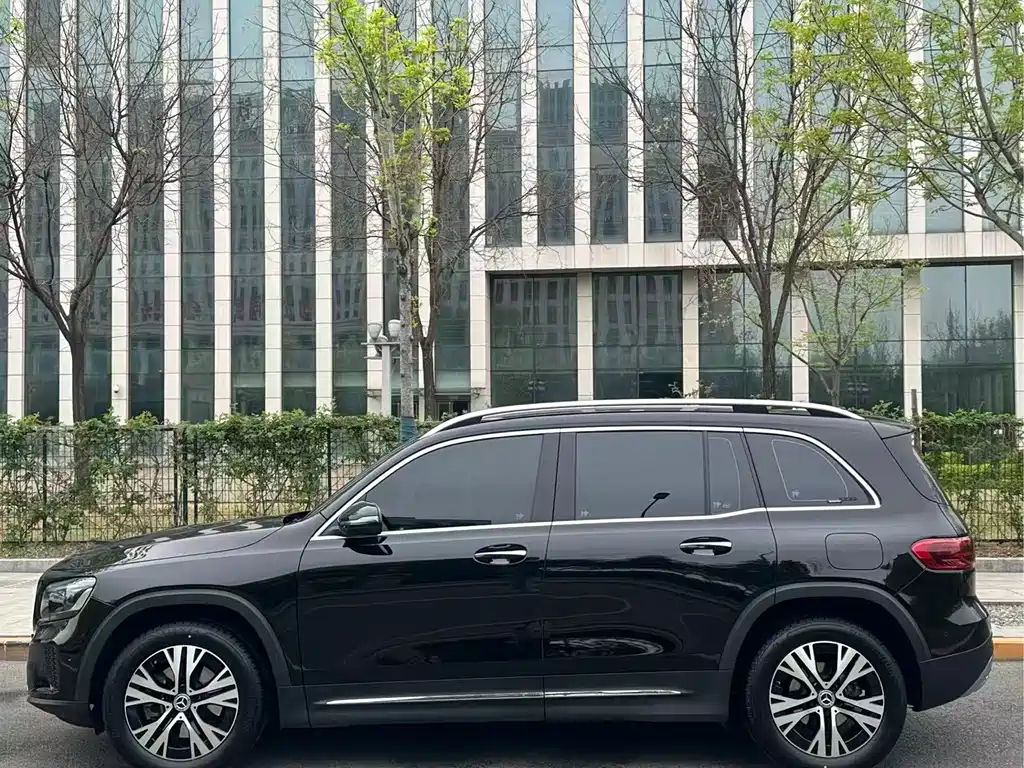 Mercedes-Benz GLB 2025 GLB 220