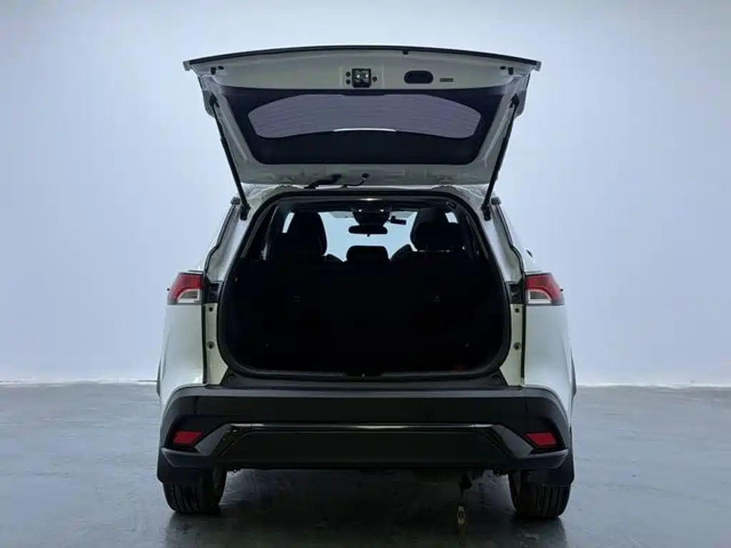 Toyota Frontlander — миниатюра 15