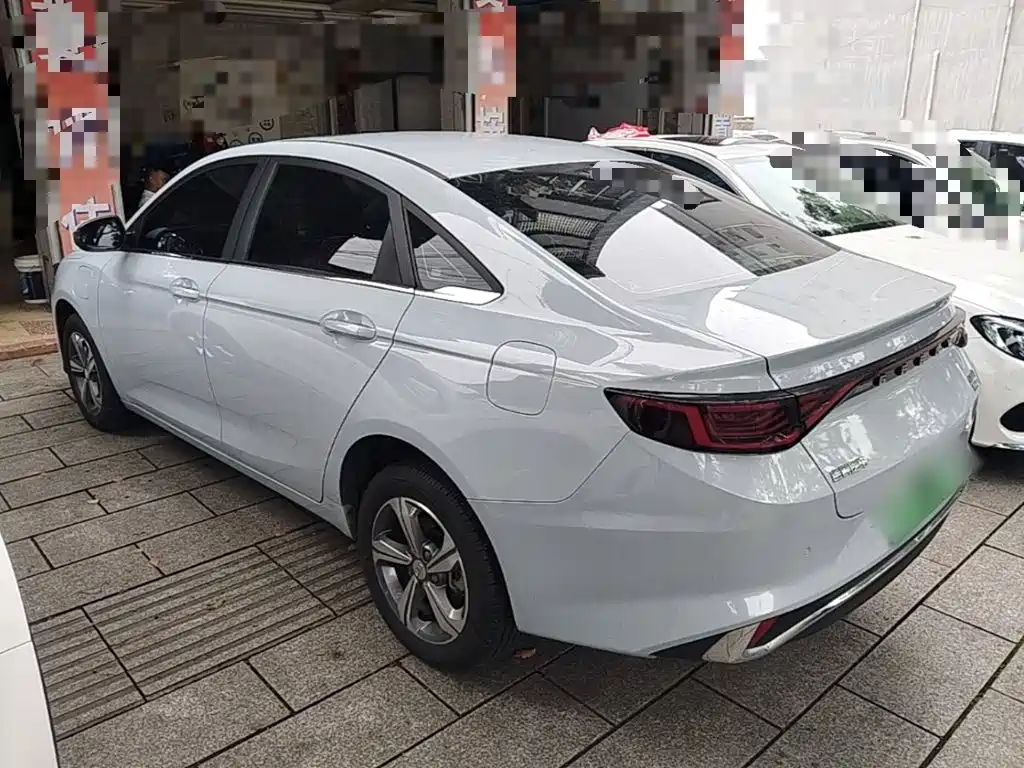 Geely L HiP — миниатюра 5