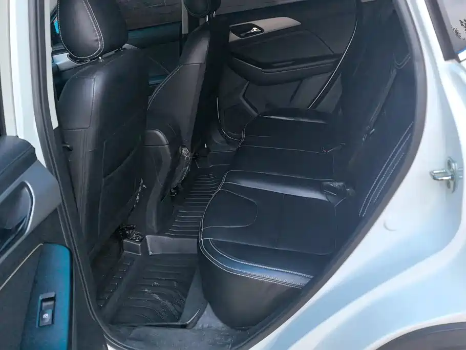 BAIC X3 — миниатюра 11