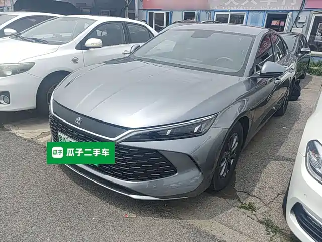 2025 BYD Qin