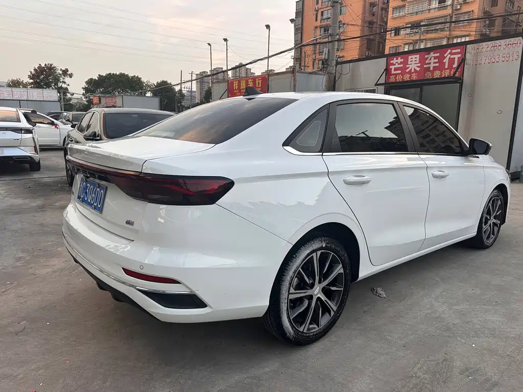 Geely Emgrand — миниатюра 4