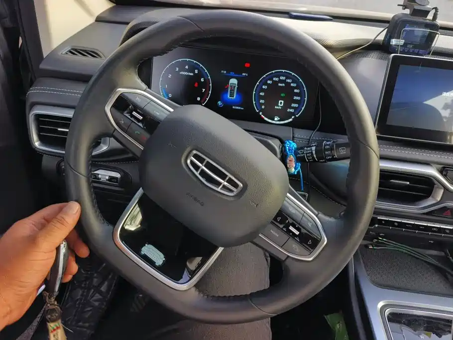 Geely Haoyue — миниатюра 15