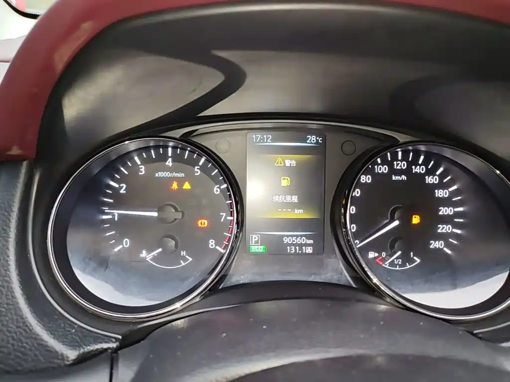 Nissan Qashqai — миниатюра 12