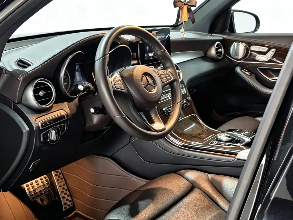Mercedes-Benz GLC — миниатюра 4