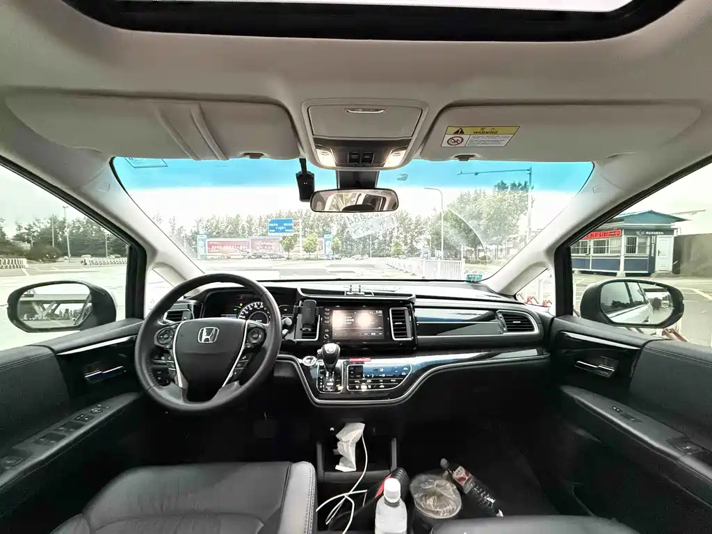 Honda Elysion — миниатюра 4