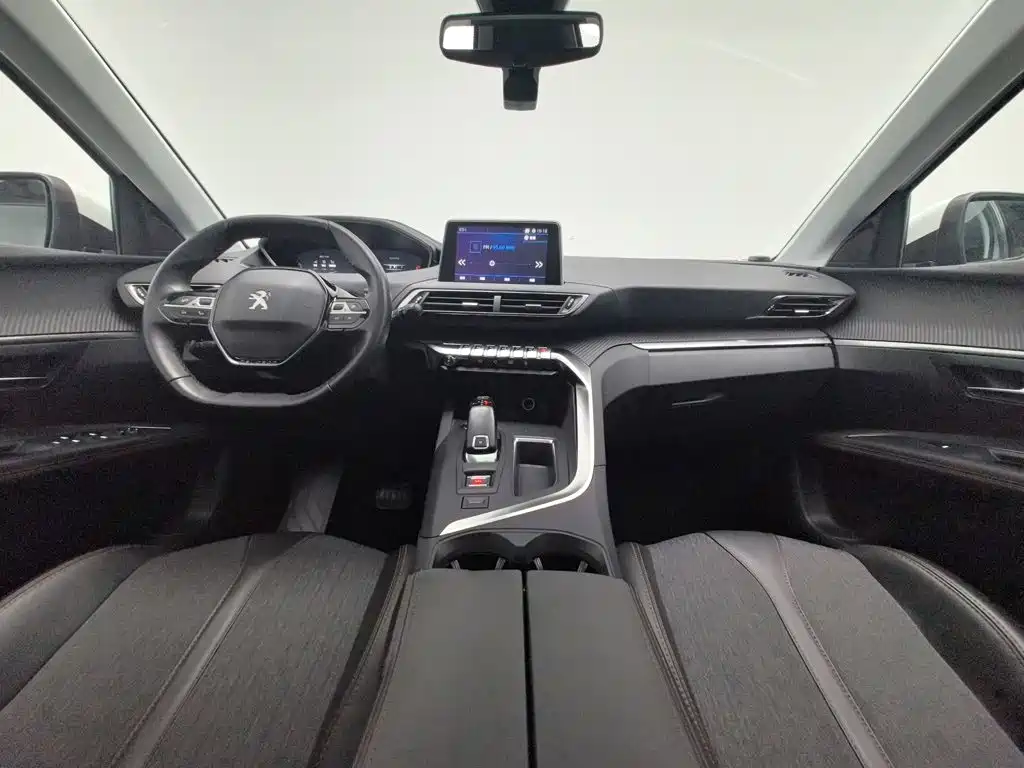 Peugeot 4008 — миниатюра 5