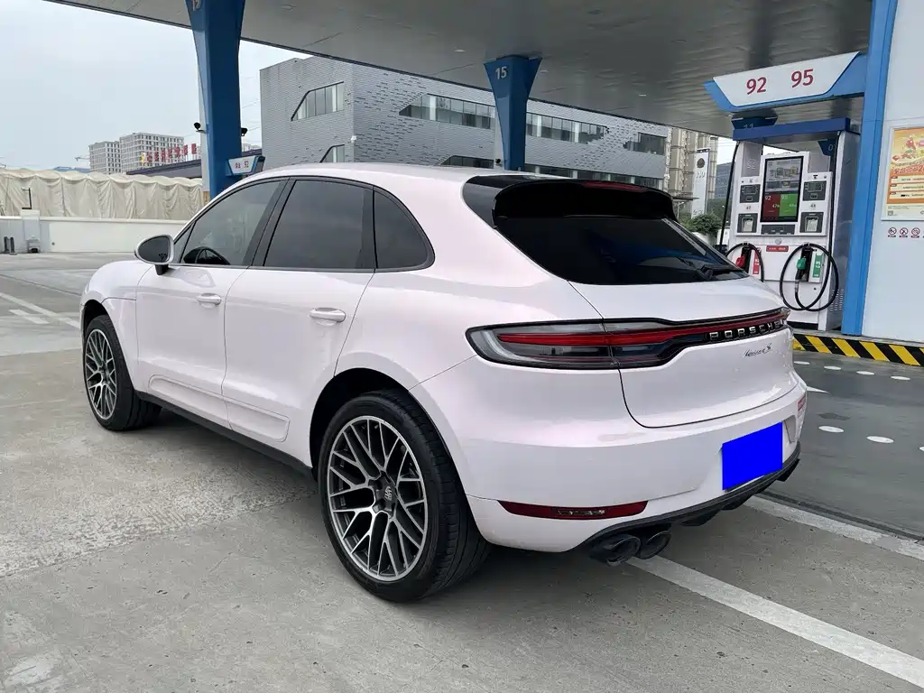 Porsche Macan — миниатюра 8