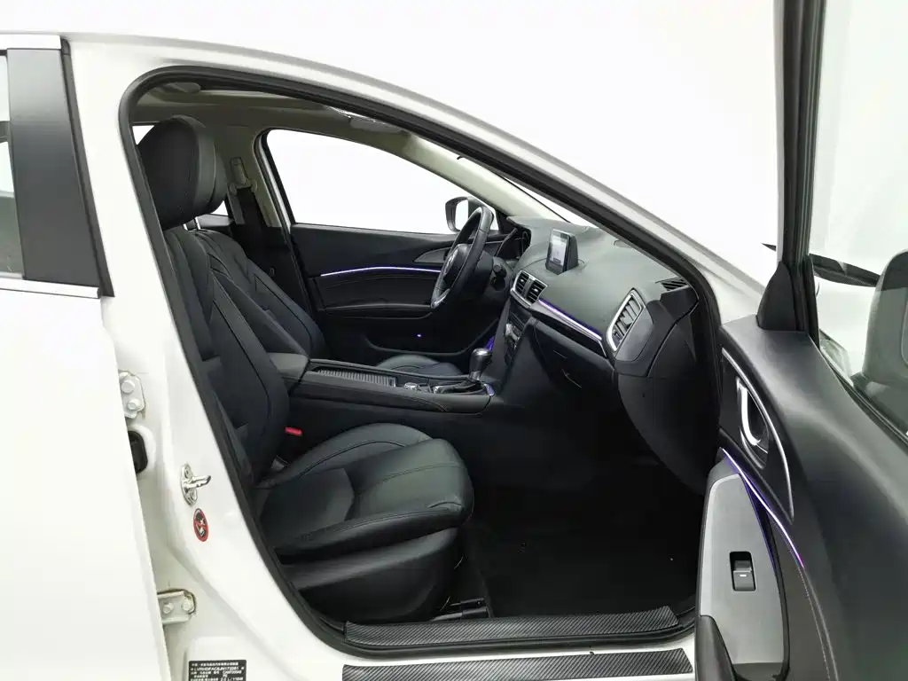 Mazda 3 Axela — миниатюра 23