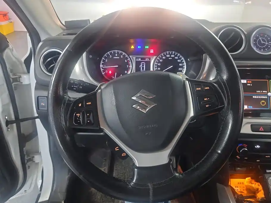 Suzuki Vitara — миниатюра 15