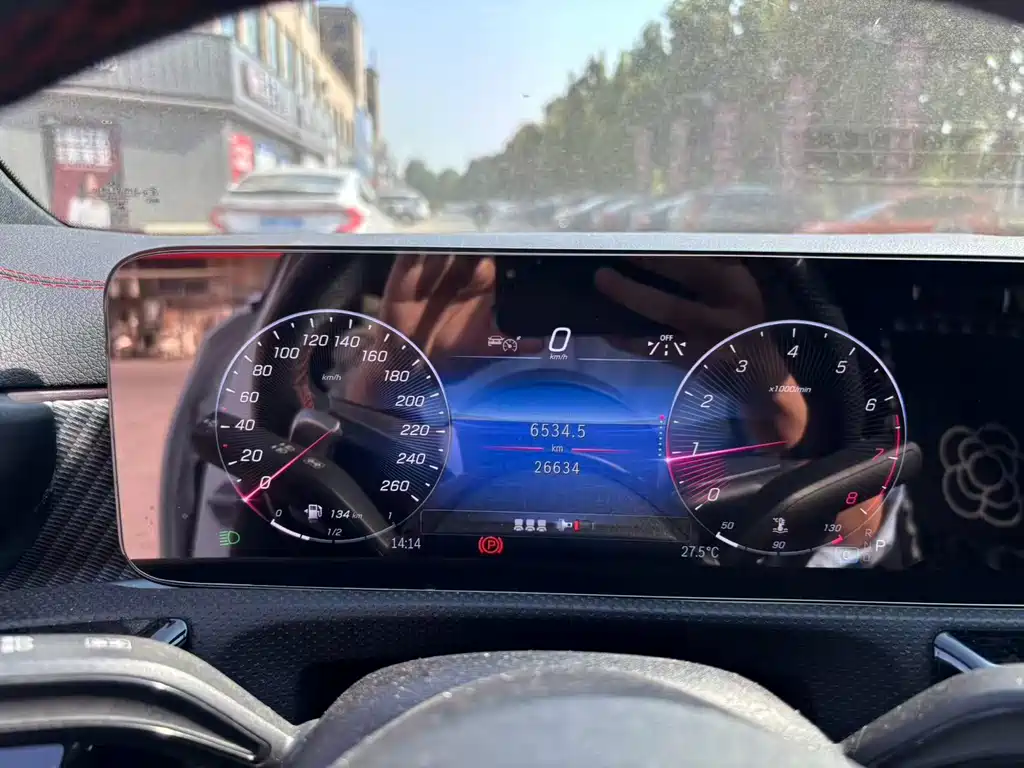 Mercedes-Benz A-Class — миниатюра 9