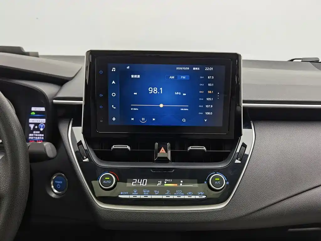 Toyota Corolla — миниатюра 12