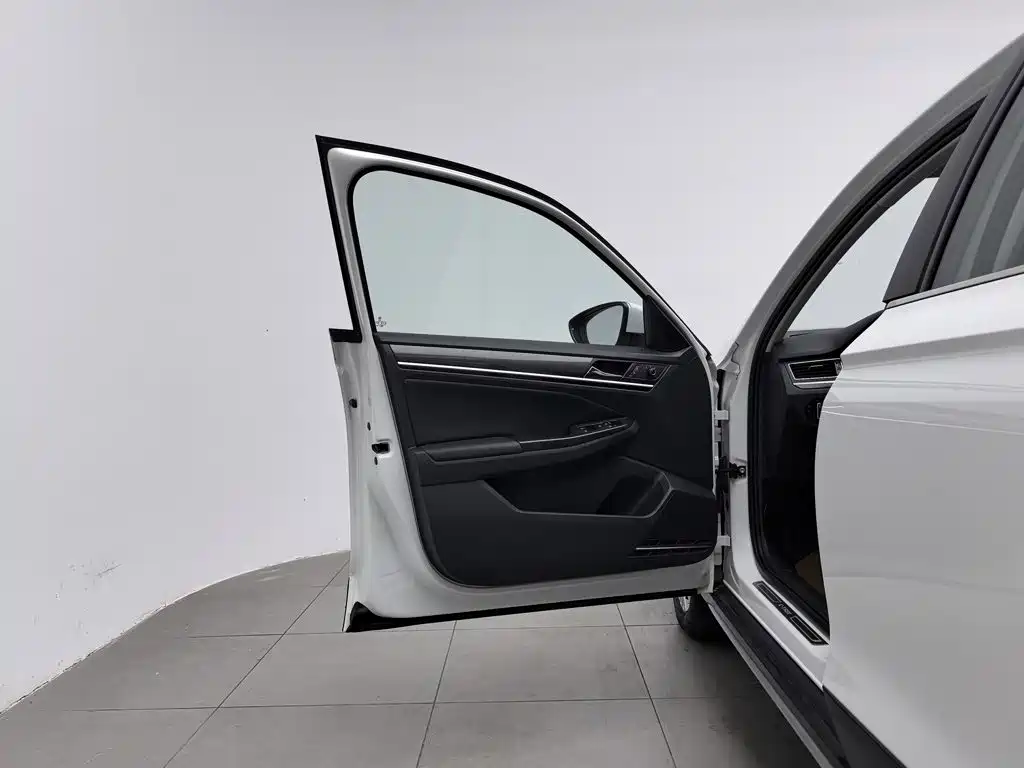 Volkswagen C-Trek — миниатюра 8
