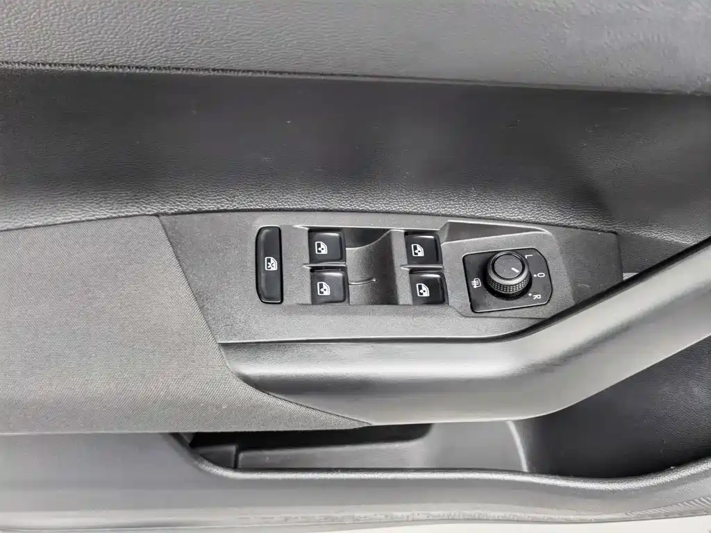 Volkswagen Polo — миниатюра 9