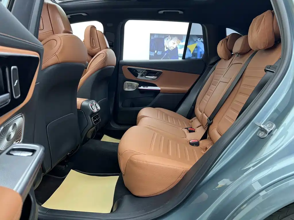 Mercedes-Benz GLC — миниатюра 34