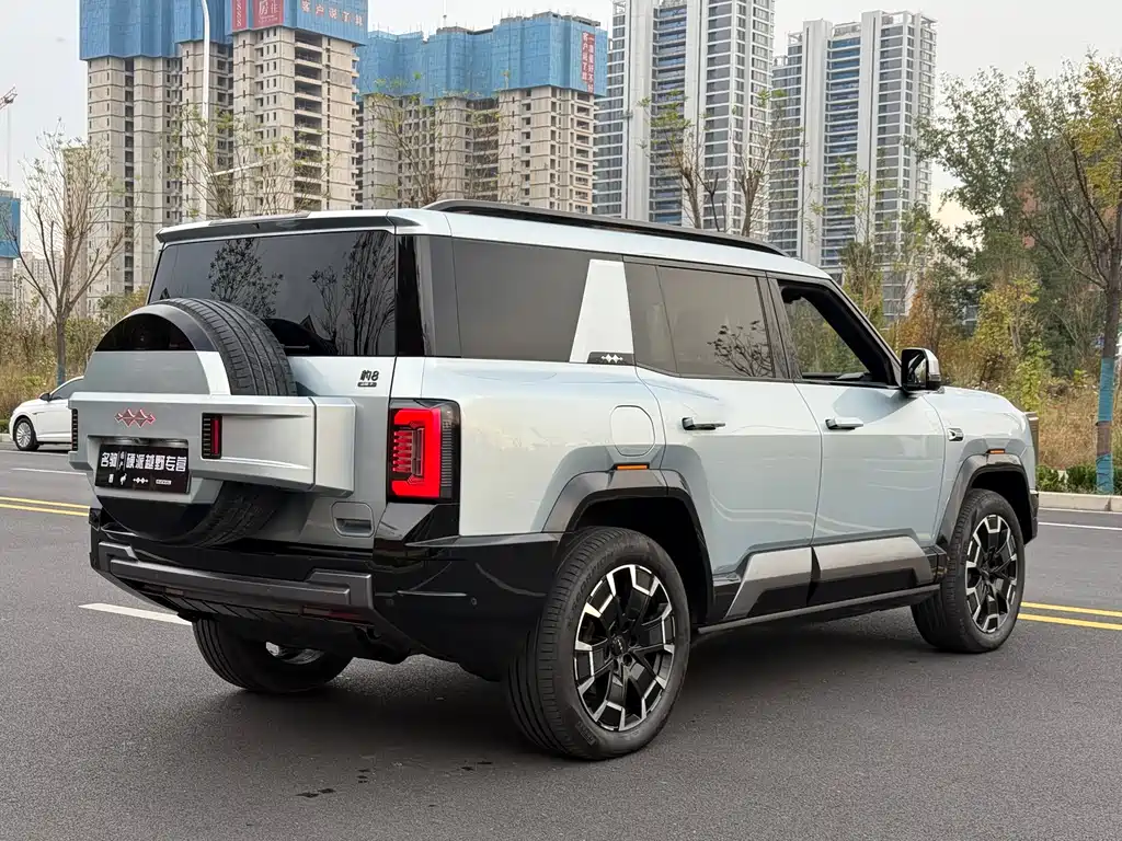 Fangchengbao Leopard 8 8 2025 Flagship 7 мест