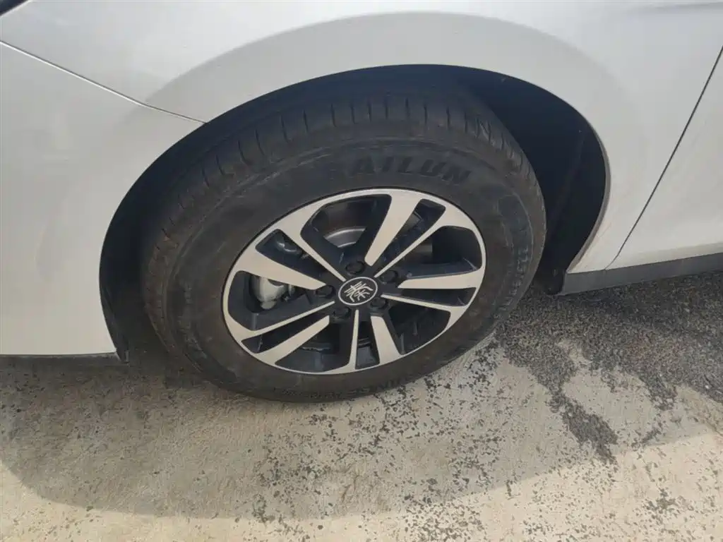 BYD Qin Plus — фотографии объявления, Фото 23