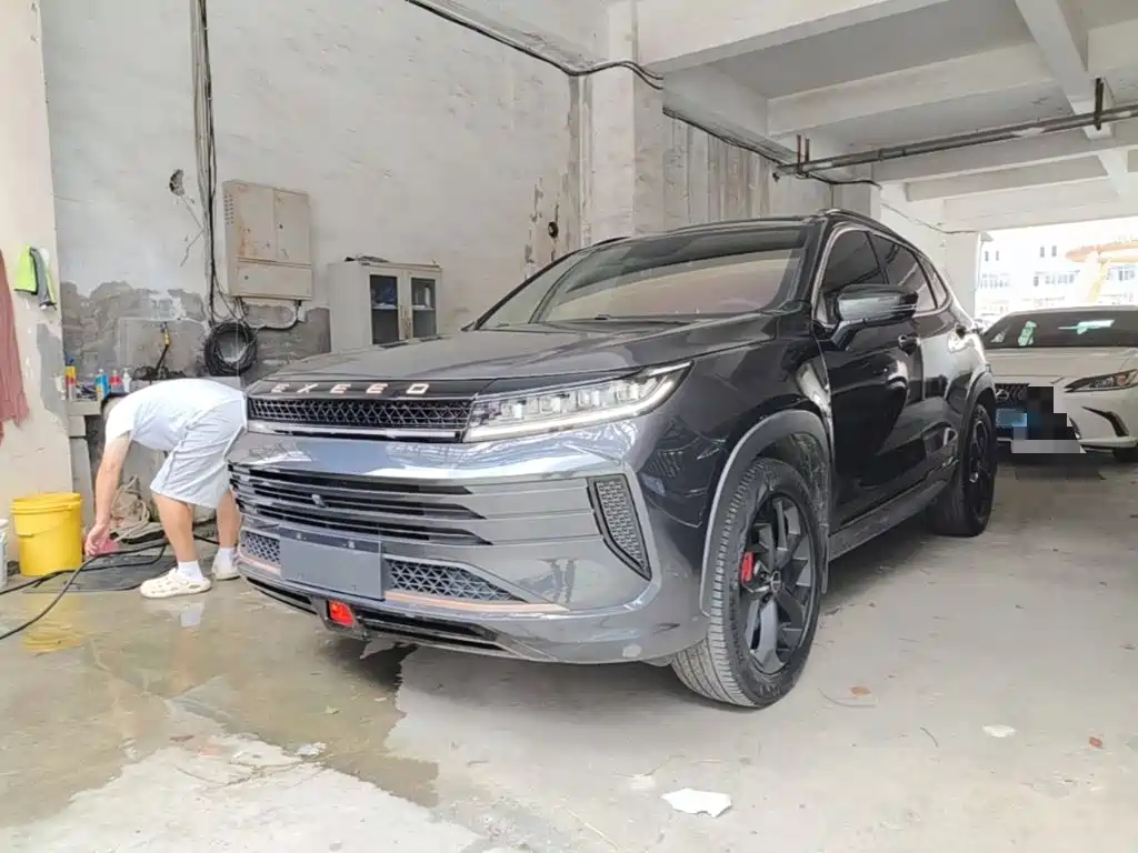 Exeed Zhaofeng — миниатюра 2
