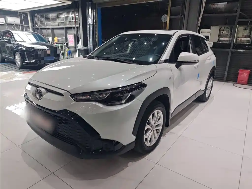 Toyota Frontlander 2024 2.0L Lead