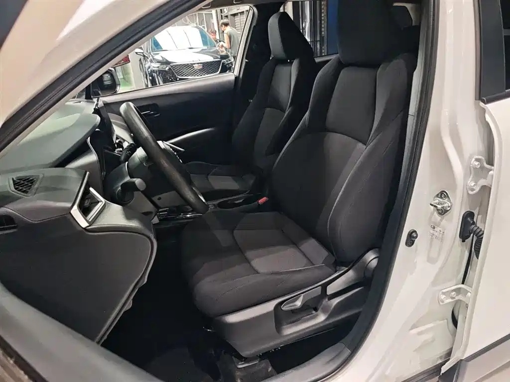 Toyota Frontlander 2024 2.0L Lead