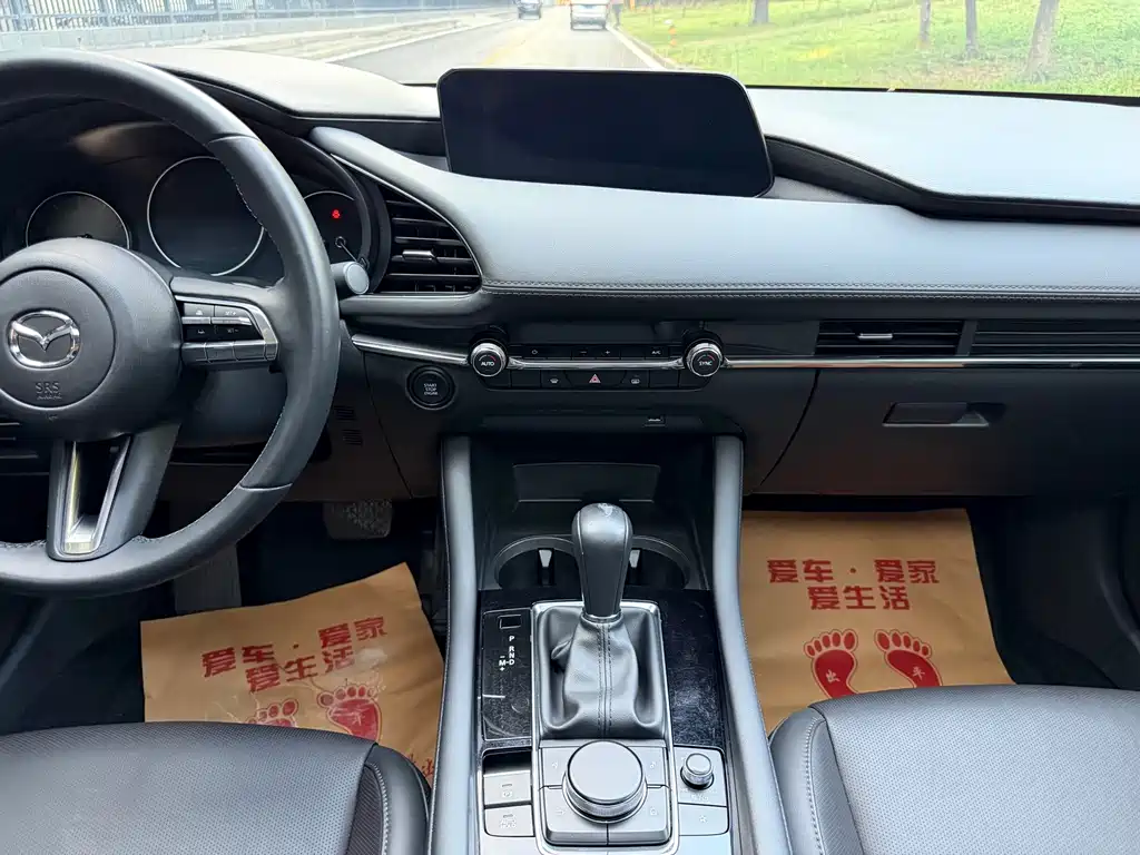 Mazda 3 Axela — миниатюра 7