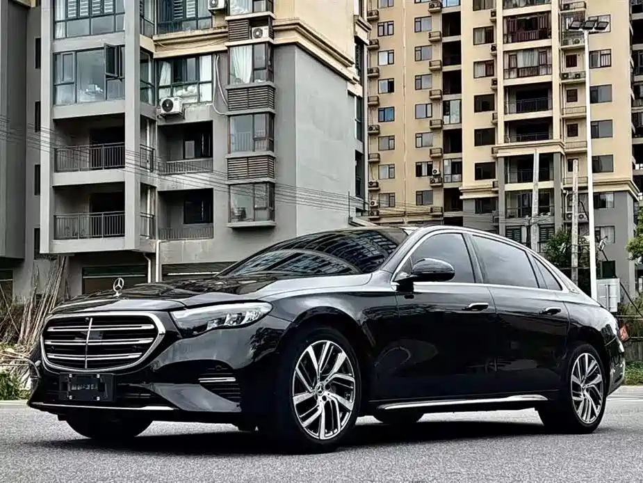 Mercedes-Benz E-Class 2025