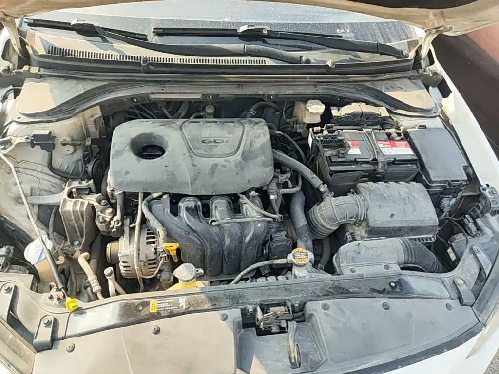 Hyundai Elantra — миниатюра 20