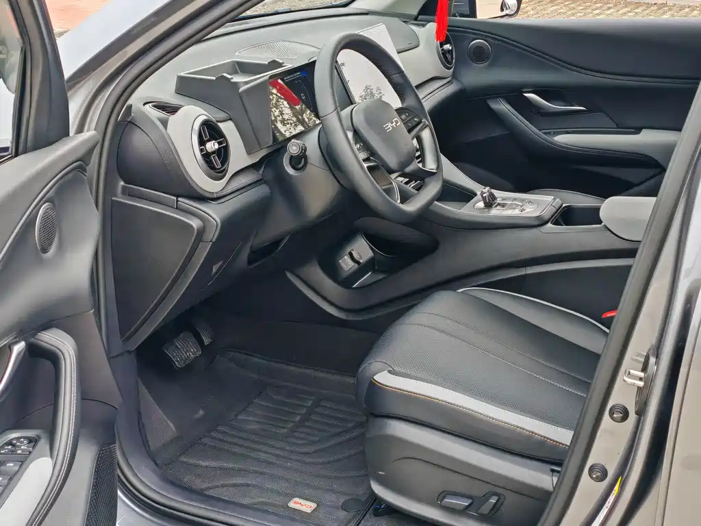 BYD SEA LION 05 DM I