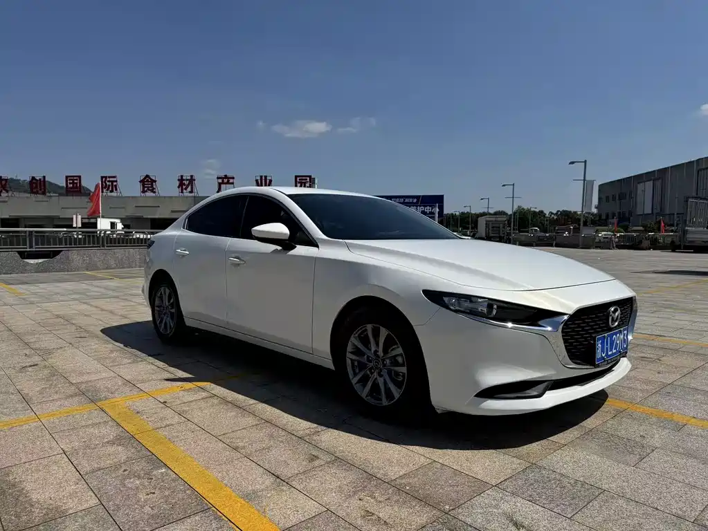 Mazda 3 Axela — миниатюра 3