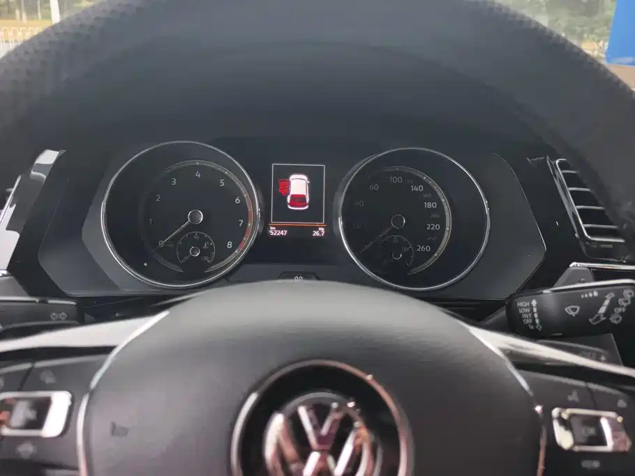 Volkswagen Tiguan L — миниатюра 14