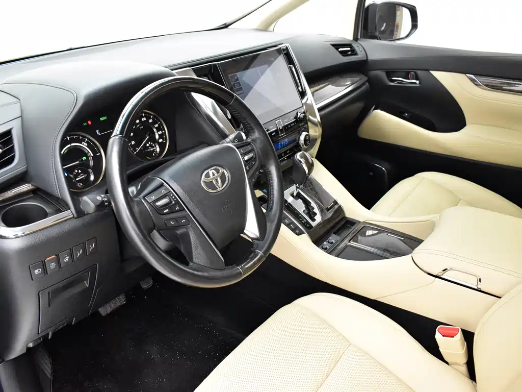 Toyota Vellfire 2020 2.5L Black Gold