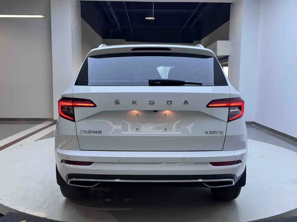 Skoda Karoq 2023 TSI280