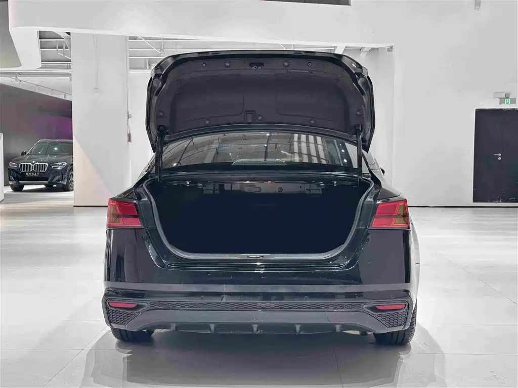 Nissan Teana — миниатюра 23