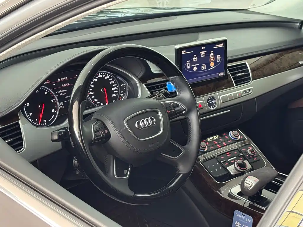 Audi A8 2014 A8L 45 TFSI quattro Comfort