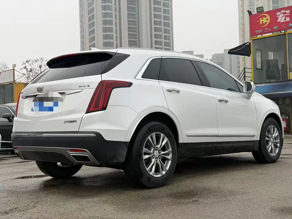 CADILLAC XT5