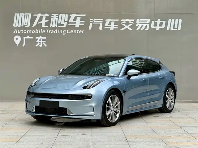 2022 Zeekr 001