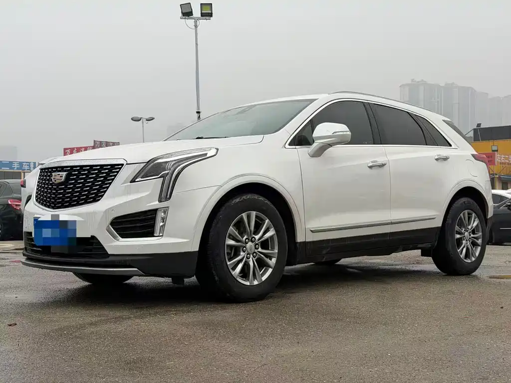 CADILLAC XT5