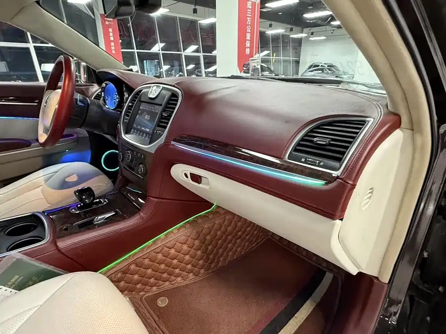 Chrysler 300C — миниатюра 35