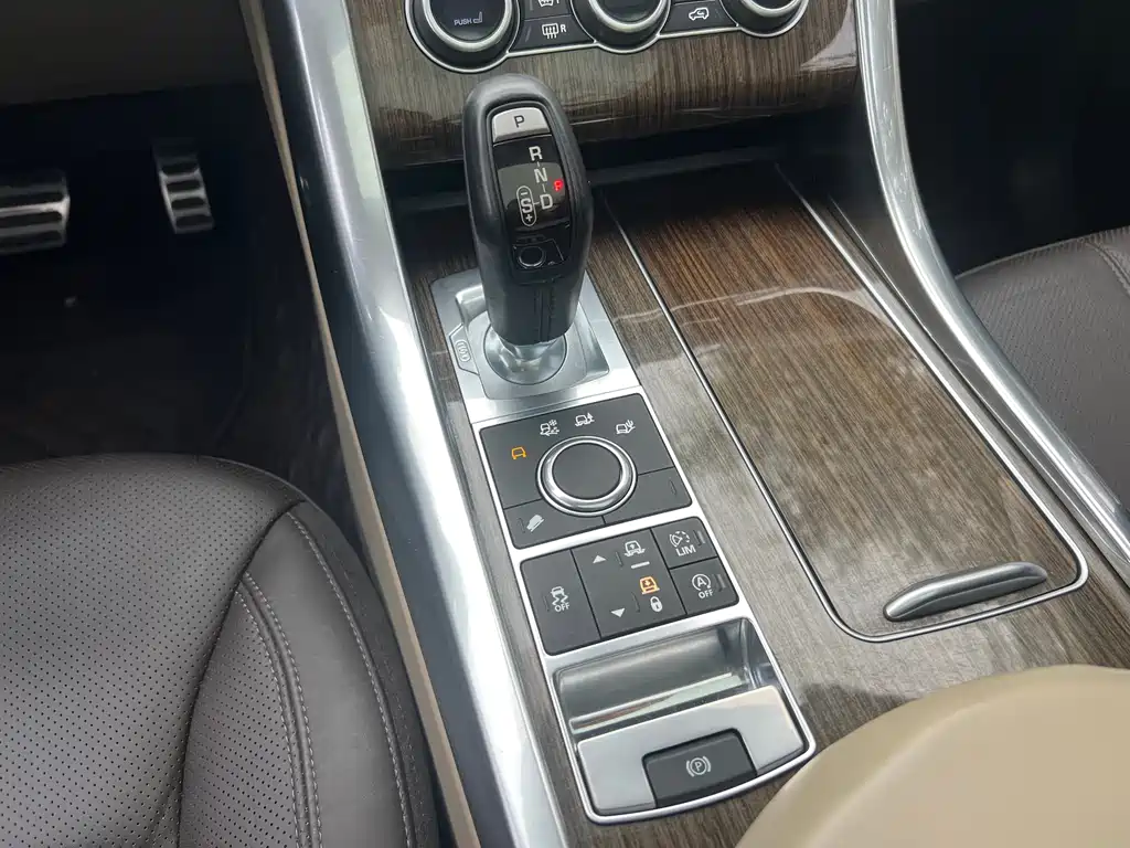 Land Rover Sport — миниатюра 13