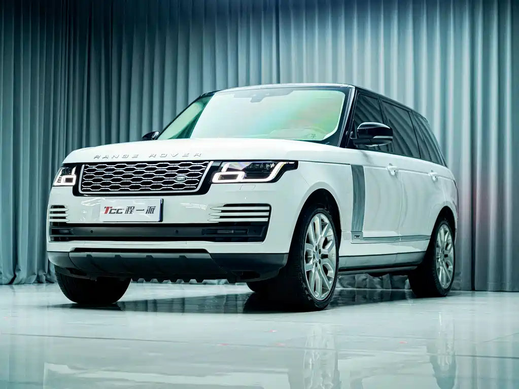 Land Rover Range Rover 2022 3.0 L6 400PS