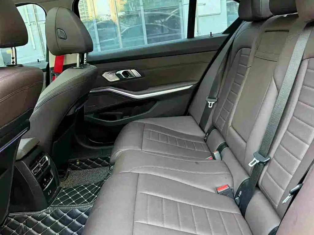 BMW 3 Series — миниатюра 10
