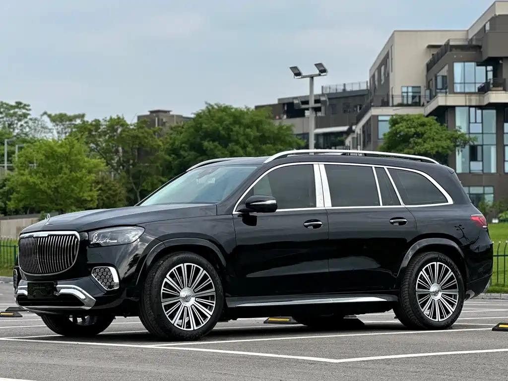 Mercedes-Benz GLS 2023