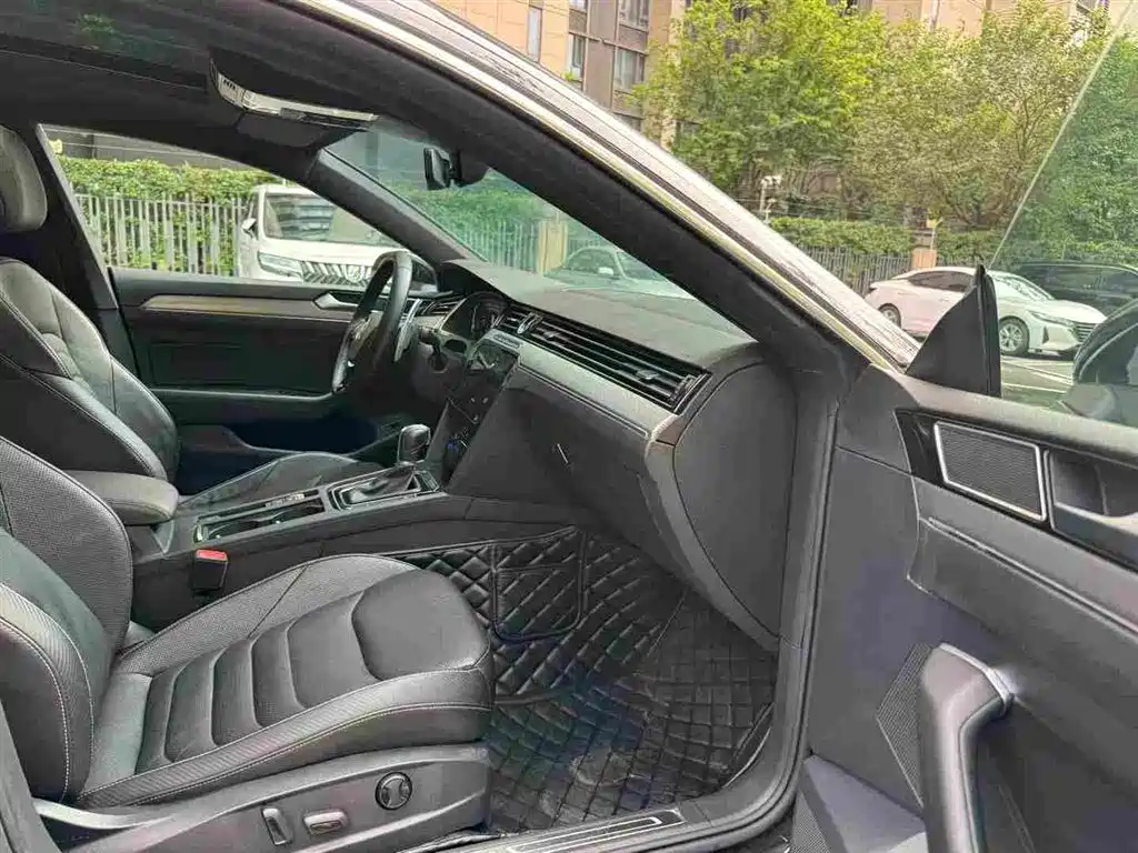 Volkswagen CC — миниатюра 8