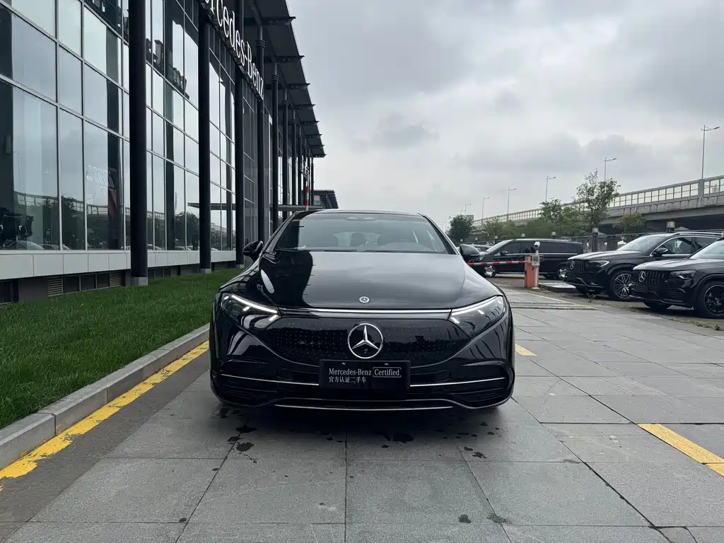 Mercedes-Benz EQS 2023 450+